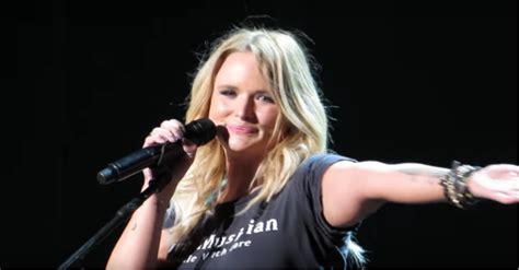 Miranda Lambert Celebrates 4 Years, Gives Fans A。